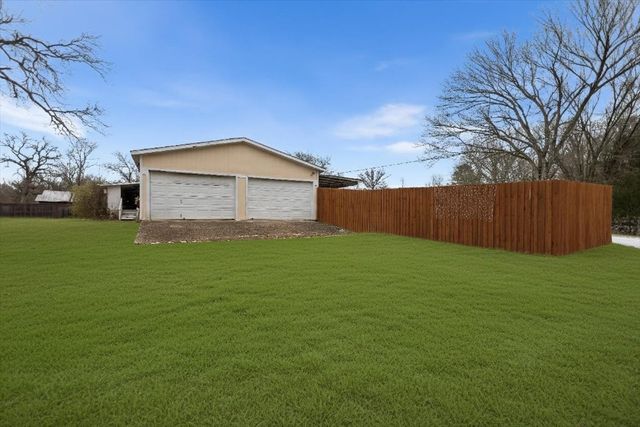842 Vz County Road 4414, Canton, TX 75103