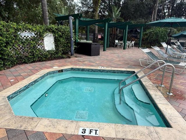8401 CRYSTAL COVE LOOP, Kissimmee, FL 34747