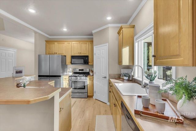 1354 E Nest View Ct, Eagle, ID 83616