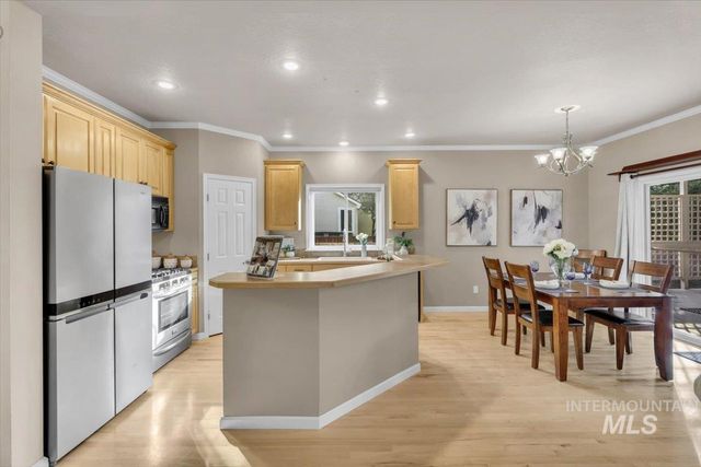 1354 E Nest View Ct, Eagle, ID 83616