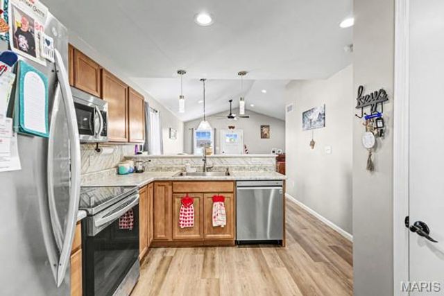 137 Calvey Brook Drive, Robertsville, MO 63072