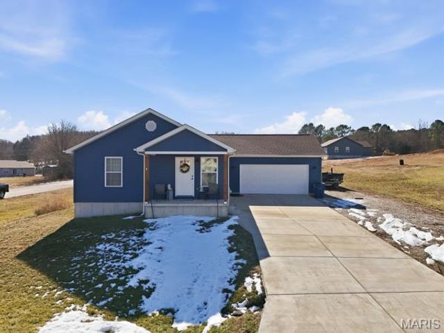 137 Calvey Brook Drive, Robertsville, MO 63072