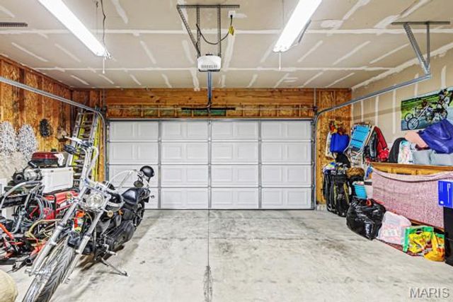 137 Calvey Brook Drive, Robertsville, MO 63072