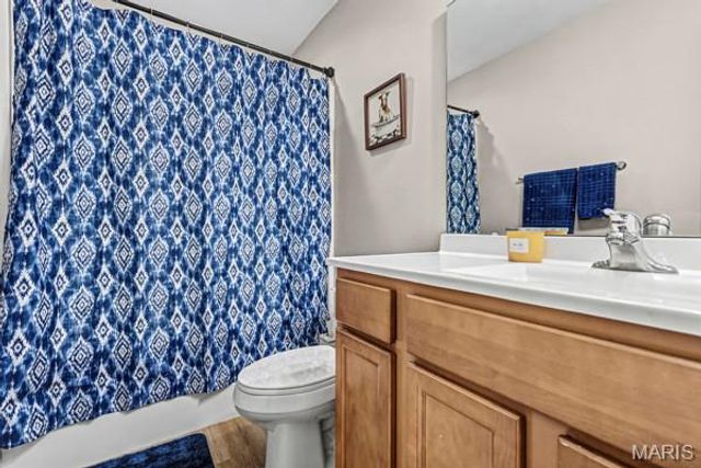 137 Calvey Brook Drive, Robertsville, MO 63072