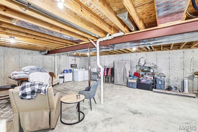 137 Calvey Brook Drive, Robertsville, MO 63072