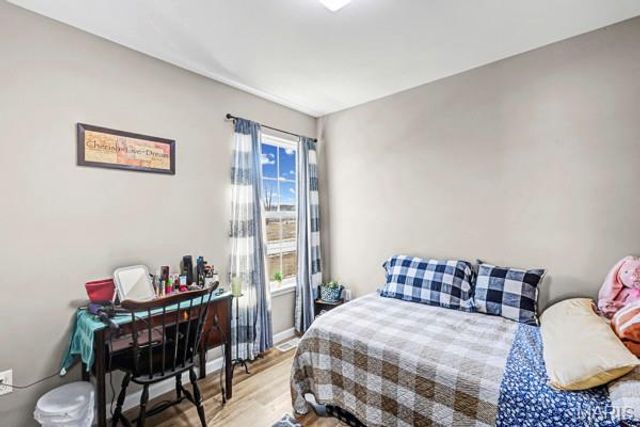 137 Calvey Brook Drive, Robertsville, MO 63072