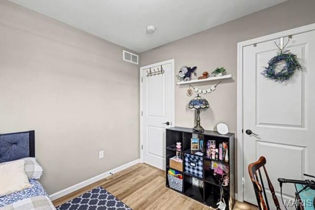 137 Calvey Brook Drive, Robertsville, MO 63072