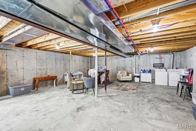 137 Calvey Brook Drive, Robertsville, MO 63072