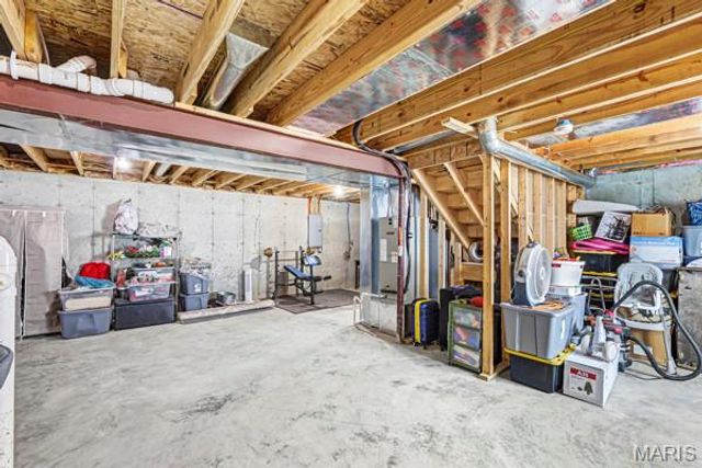 137 Calvey Brook Drive, Robertsville, MO 63072