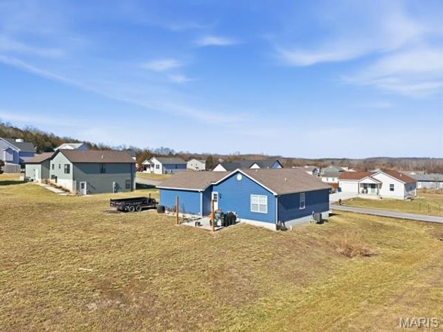 137 Calvey Brook Drive, Robertsville, MO 63072