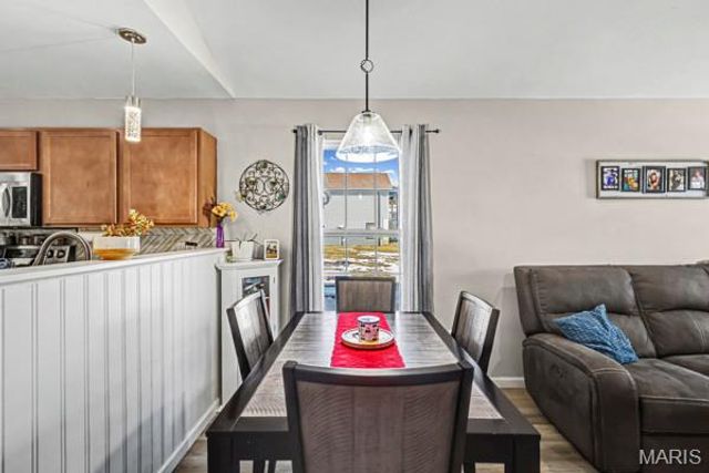 137 Calvey Brook Drive, Robertsville, MO 63072