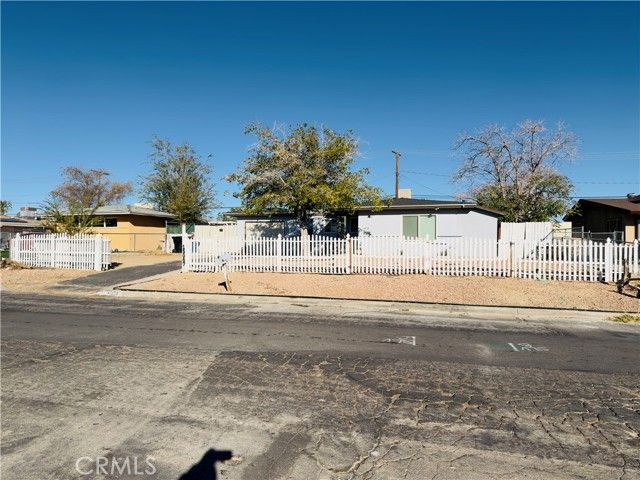 15067 Tatum Road, Victorville, CA 92395