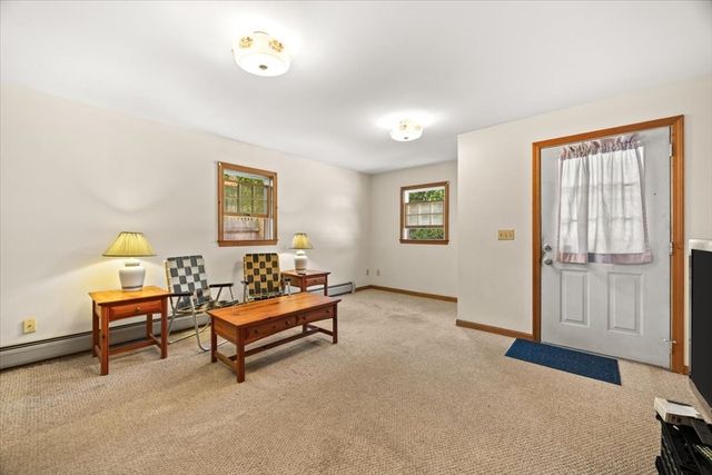 47 Little Rock Ave, Falmouth, MA 02540