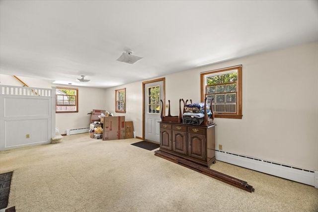 47 Little Rock Ave, Falmouth, MA 02540
