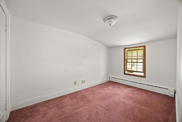47 Little Rock Ave, Falmouth, MA 02540