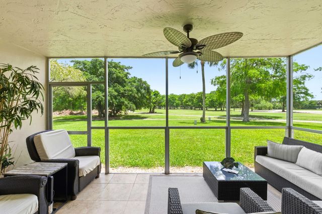 3800 Oaks Clubhouse Drive 106, Pompano Beach, FL 33069