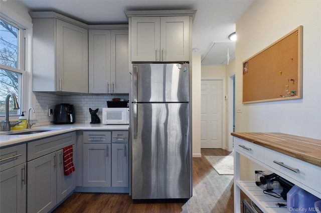 4 Melnick Place, Lake Peekskill, NY 10537