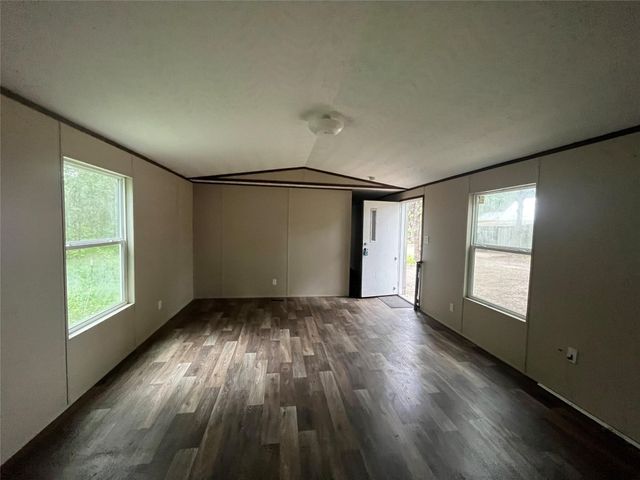 1466 Rancho Rd, Quinlan, TX 75474
