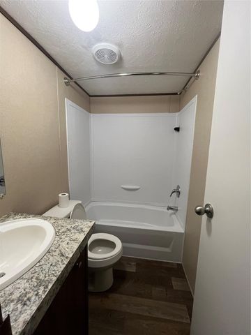 1466 Rancho Rd, Quinlan, TX 75474