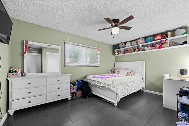 708 White Ln, Bakersfield, CA 93307