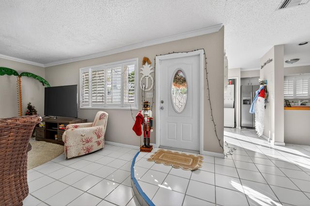 141 E Riverside Drive 10d, Jupiter, FL 33469