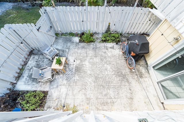 141 E Riverside Drive 10d, Jupiter, FL 33469