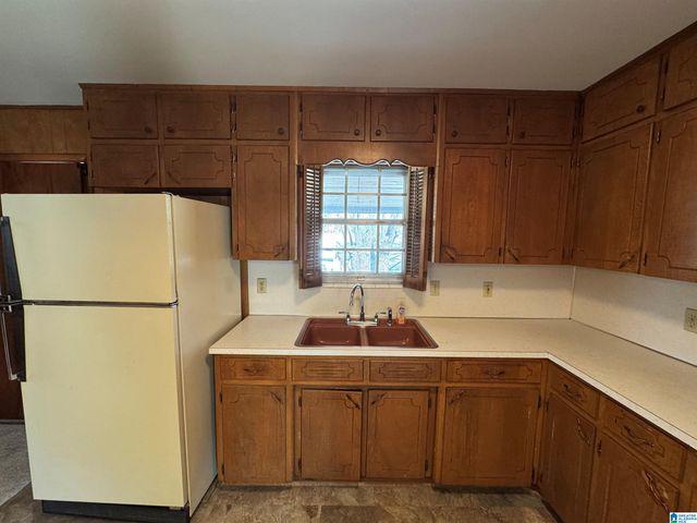 138 BAKER AVENUE, Hueytown, AL 35023