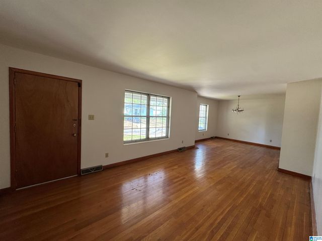 138 BAKER AVENUE, Hueytown, AL 35023