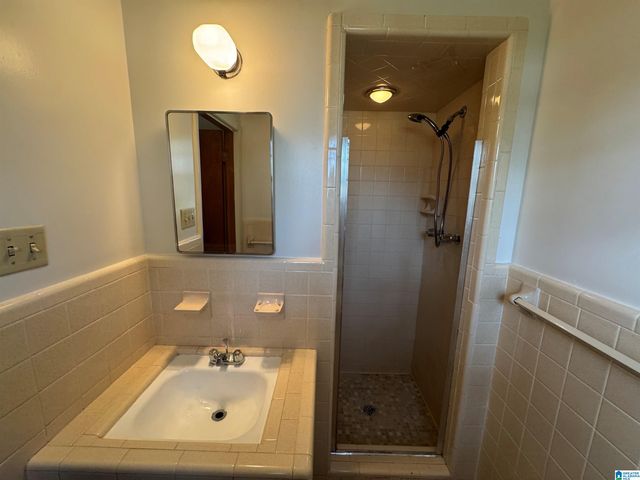 138 BAKER AVENUE, Hueytown, AL 35023