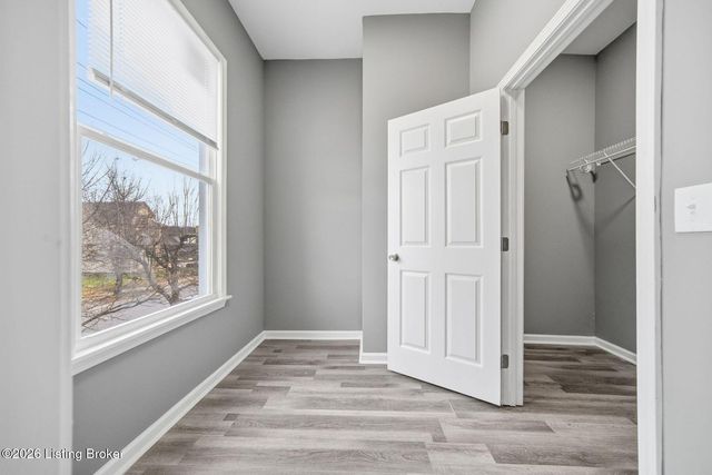 3016 River Park Dr, Louisville, KY 40211