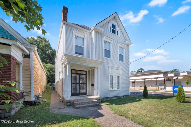 3016 River Park Dr, Louisville, KY 40211