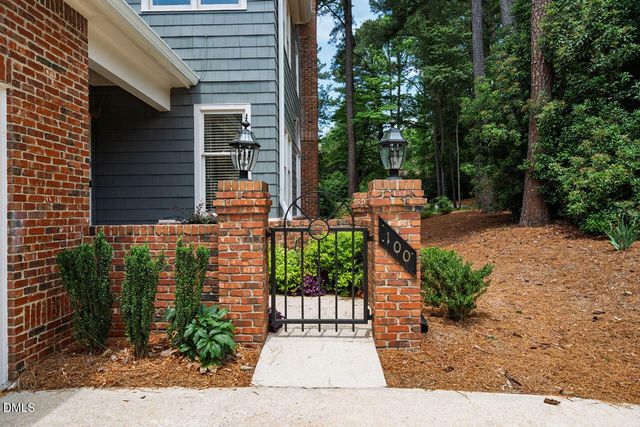 100 Greensview Drive, Cary, NC 27518