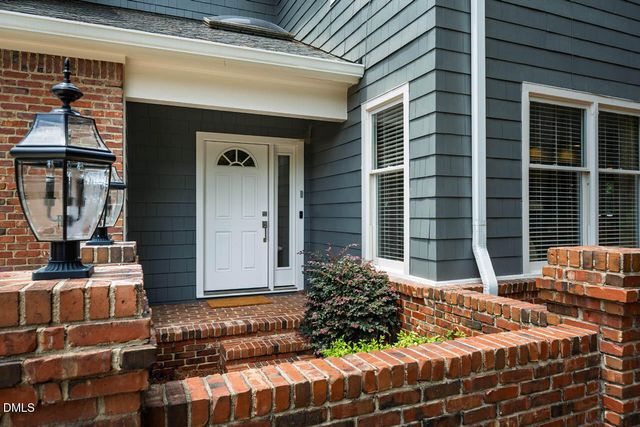 100 Greensview Drive, Cary, NC 27518
