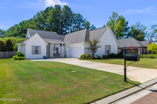 155 Bridge Water Loop, Madison, MS 39110