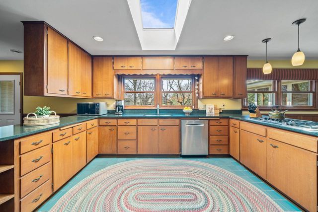 W4387 Laurel STREET, Lake Geneva, WI 53147