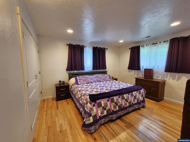 810 Ivy Wy NE, Keizer, OR 97303