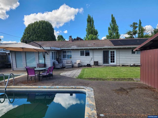 810 Ivy Wy NE, Keizer, OR 97303