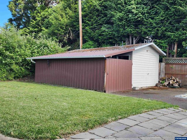 810 Ivy Wy NE, Keizer, OR 97303