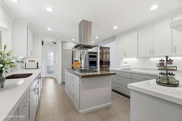 17488 Holiday Drive, Morgan Hill, CA 95037