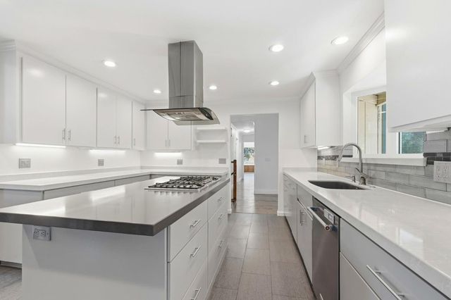 17488 Holiday Drive, Morgan Hill, CA 95037