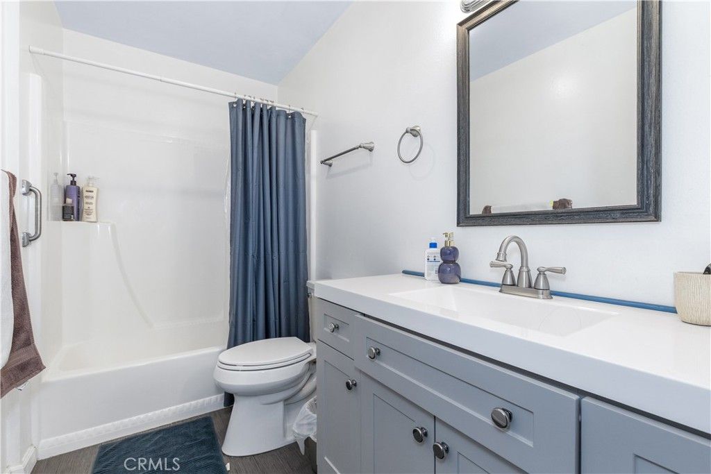 Image 20 of property listing at 570 Peach 28, San Luis Obispo, CA 93401