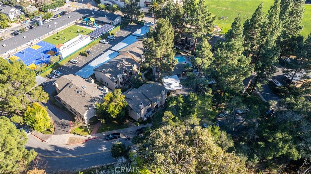 Image 32 of property listing at 570 Peach 28, San Luis Obispo, CA 93401