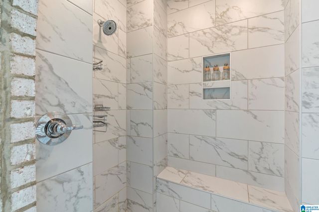 5053 SIMMS RIDGE, Pelham, AL 35124