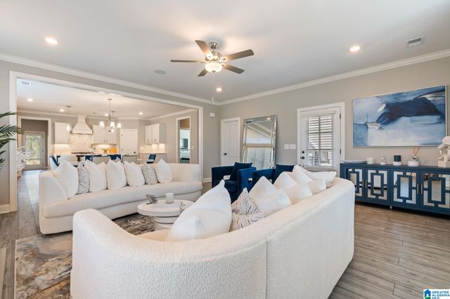 5053 SIMMS RIDGE, Pelham, AL 35124