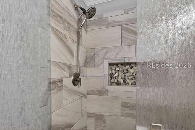 40 Folly Field Rd Apt A218, Hilton Head Island, SC 29928