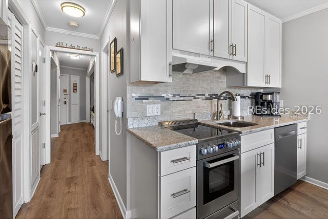 40 Folly Field Rd Apt A218, Hilton Head Island, SC 29928