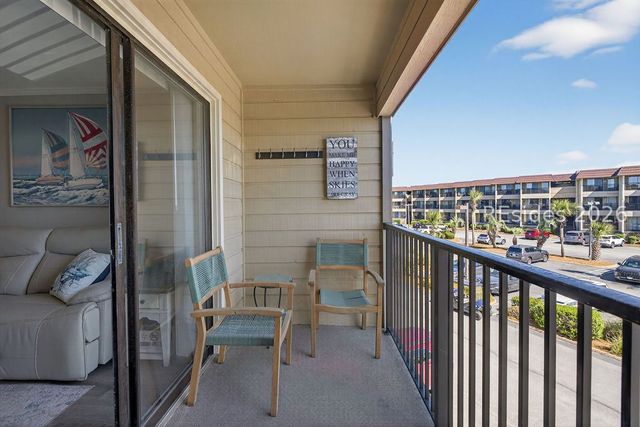 40 Folly Field Rd Apt A218, Hilton Head Island, SC 29928