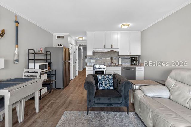 40 Folly Field Rd Apt A218, Hilton Head Island, SC 29928