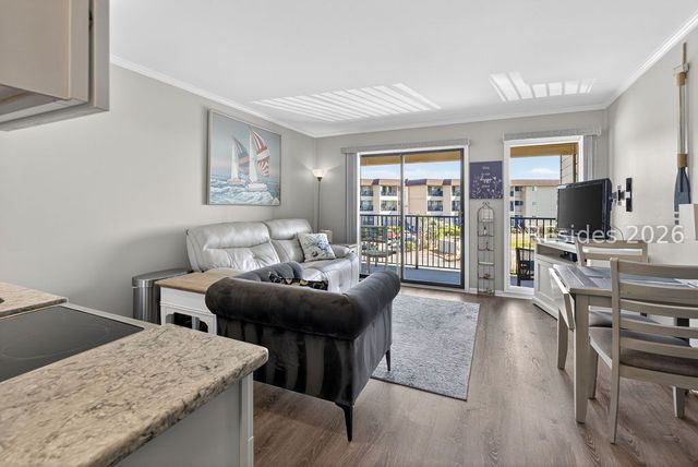 40 Folly Field Rd Apt A218, Hilton Head Island, SC 29928