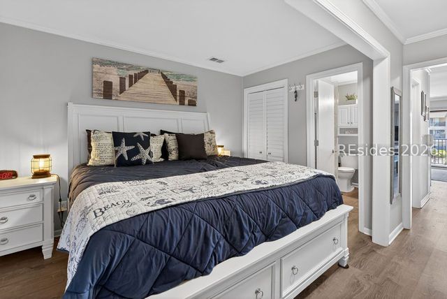 40 Folly Field Rd Apt A218, Hilton Head Island, SC 29928